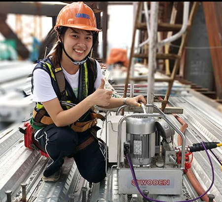 液壓扳手泵站采購，具體看型號還是參數(shù)？