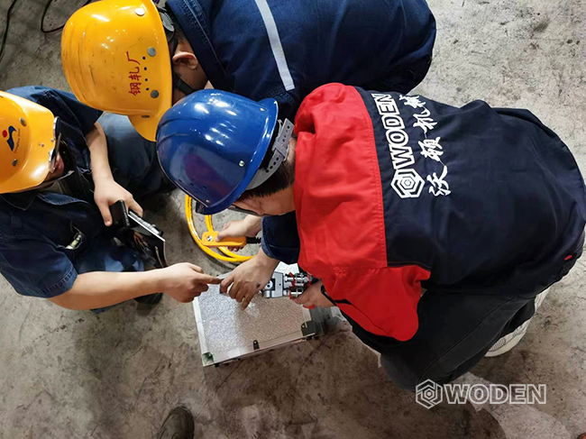 沃頓技術員在東華鋼鐵現(xiàn)場培訓情況
